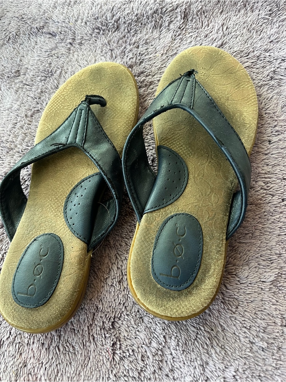 Women’s flip flops